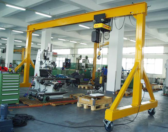 Portable gantry crane